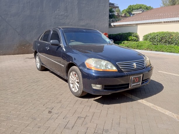 toyota-mark-ii-2004-big-3