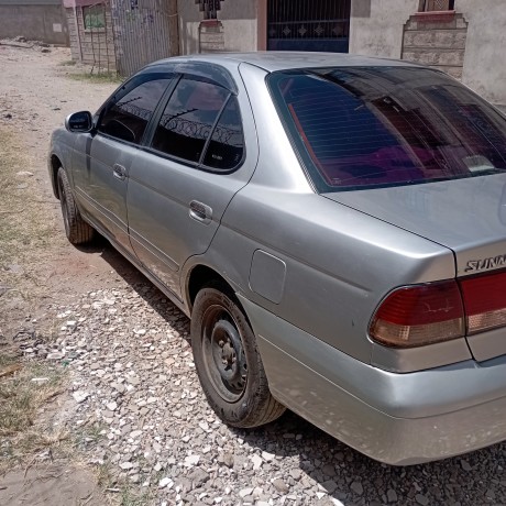 nissan-sunny-b15-2002-big-0