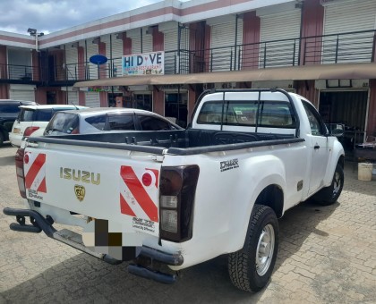 ISUZU D-Max 2013