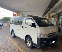 toyota-hiac2-2016-small-6