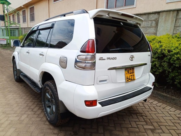 toyota-prado-2008-big-3