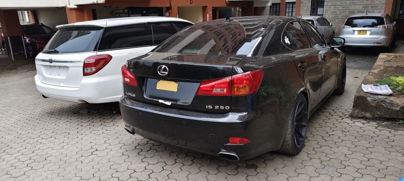 lexus-is250-2008-big-8