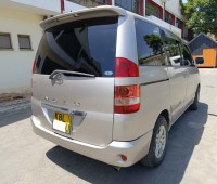 toyota-noah-2003-small-0