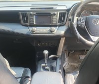 toyota-rav4-2012-small-1