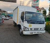 isuzu-npr-2016-small-1