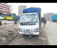 isuzu-nkr-2017-small-4