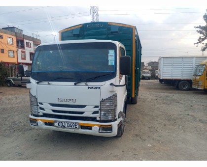 Isuzu NQR 2022
