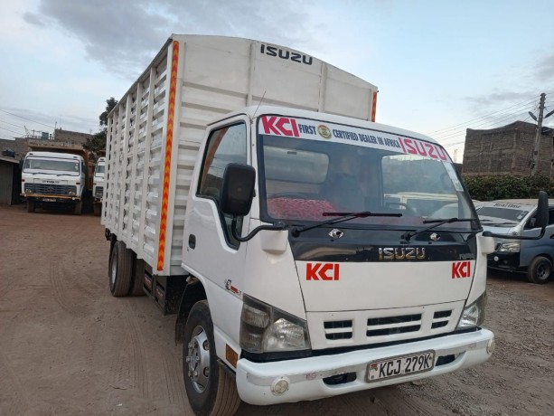 isuzu-npr-2016-big-6