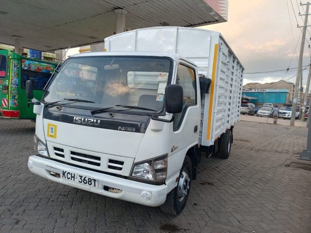 isuzu-npr-2016-big-3