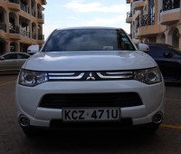 mitsubishi-outlander-2013-small-17