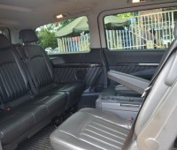mercedes-benz-viano-2012-small-3