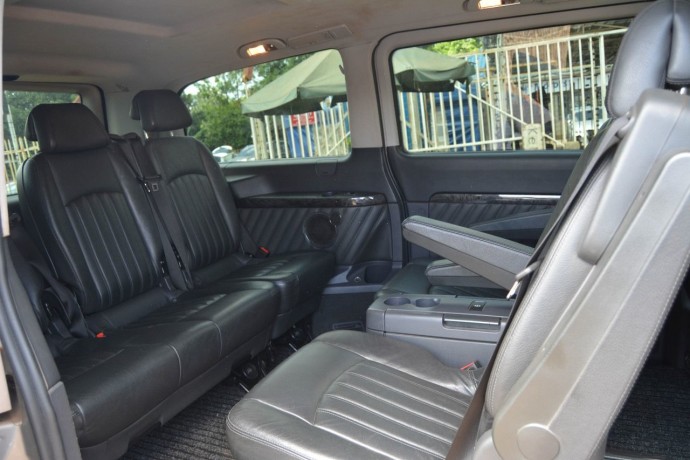 mercedes-benz-viano-2012-big-3