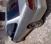 nissan-b15-2002-small-3