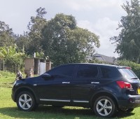 nissan-dualis-2010-small-2