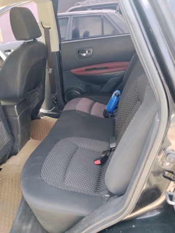 nissan-dualis-2010-big-4