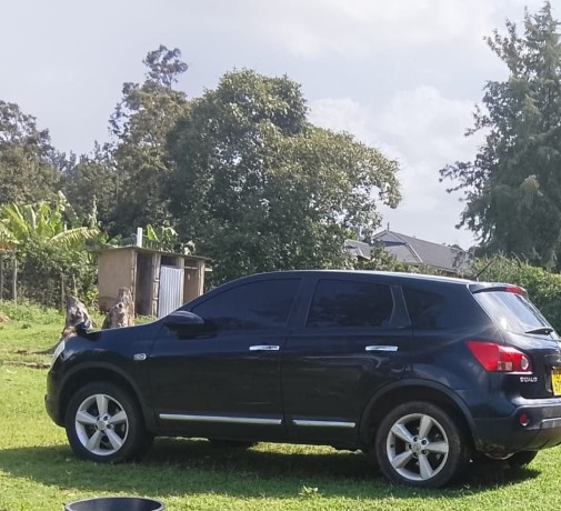 nissan-dualis-2010-big-0