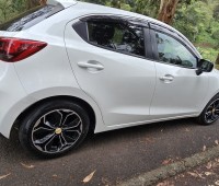 mazda-demio-2019-small-3