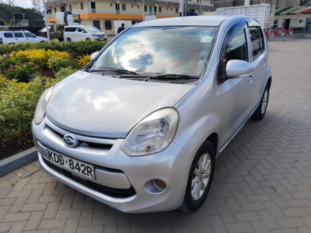 daihatsu-boon-2014-big-7
