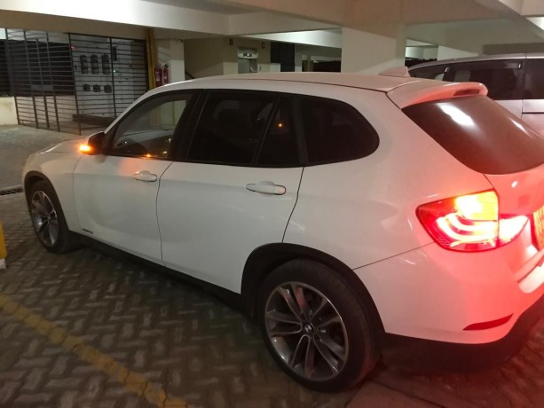 bmw-x1-2014-big-3