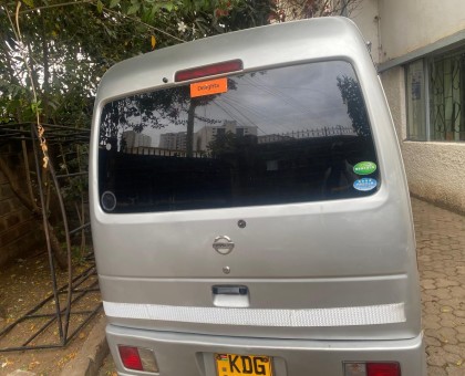 Nissan clipper 2014