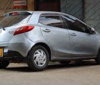 mazda-demio-2013-small-6