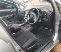 toyota-wish-2009-small-14