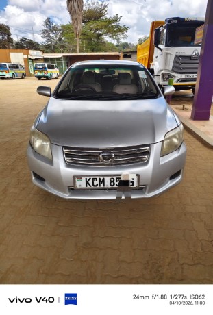 toyota-axio-2010-big-3