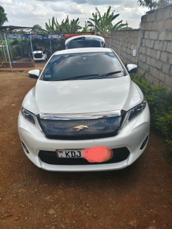 toyota-harrier-2015-big-0