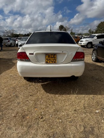 mitsubishi-lancer-2008-big-3