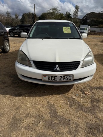 mitsubishi-lancer-2008-big-4