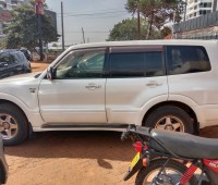pajero-exceed-small-3