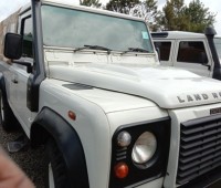 land-rover-defender-small-4