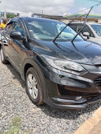 honda-vezel-big-1