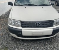 toyota-probox-small-0