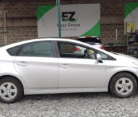 clean-toyota-prius-2010-available-for-sale-small-4