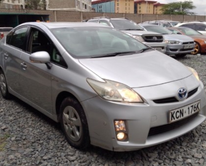 CLEAN Toyota Prius (2010) AVAILABLE FOR SALE