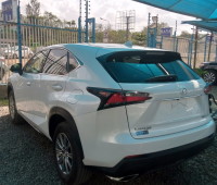 lexus-nx200t-small-3