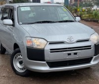 toyota-succeed-small-0