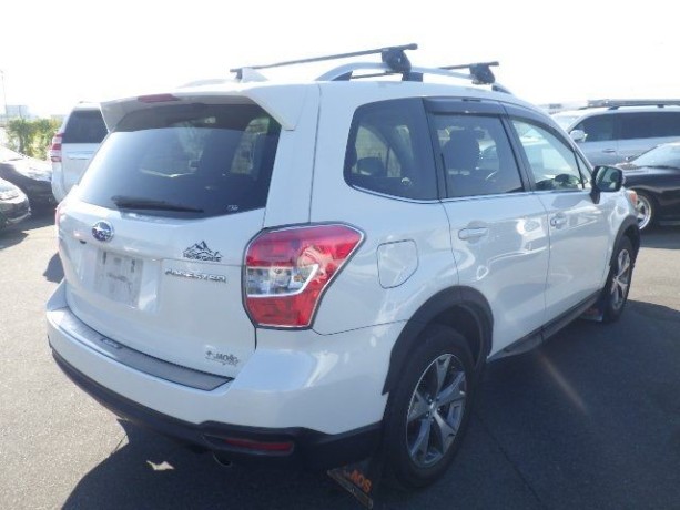 subaru-forester-big-1