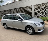 toyota-fielder-small-4