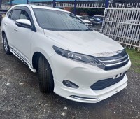 toyota-harrier-small-1