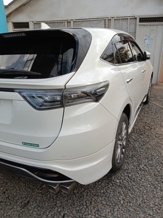 toyota-harrier-big-2