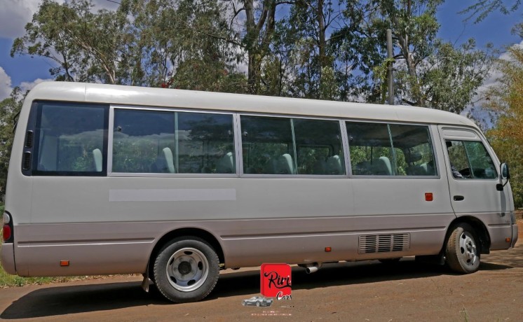 toyota-coaster-big-1