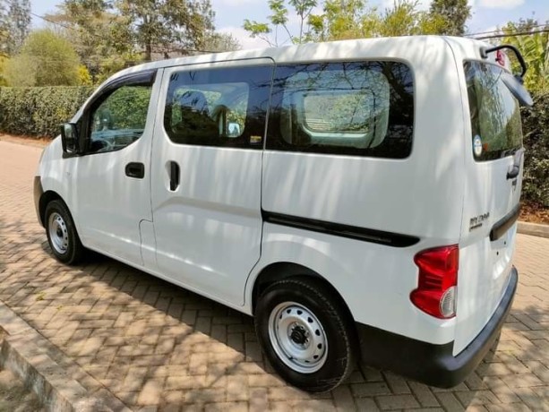 nissan-nv200-big-2