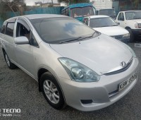 toyota-wish-small-2