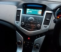 chevrolet-cruze-ls-2013-small-3