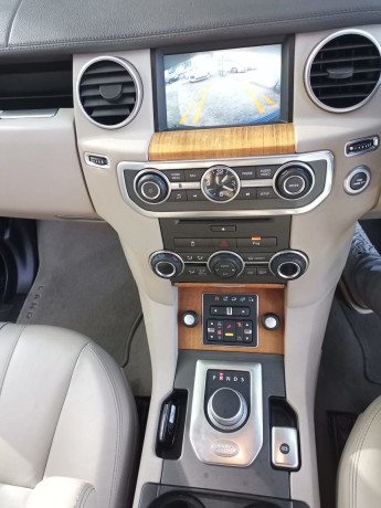 land-rover-discovery-hse-big-2