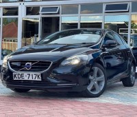 volvo-v40-small-1