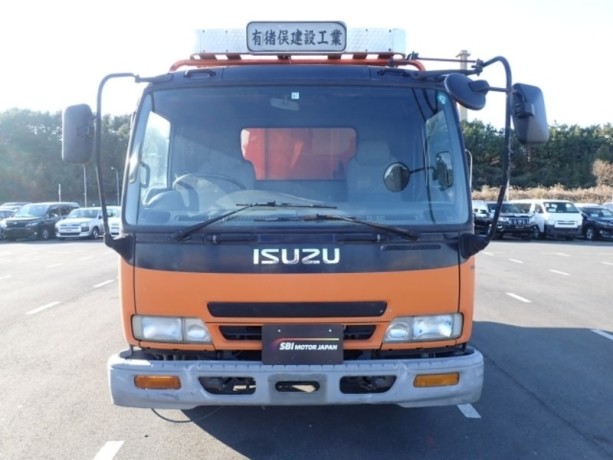 isuzu-elf-truck-big-0