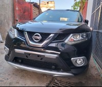 nissan-xtrail-small-0